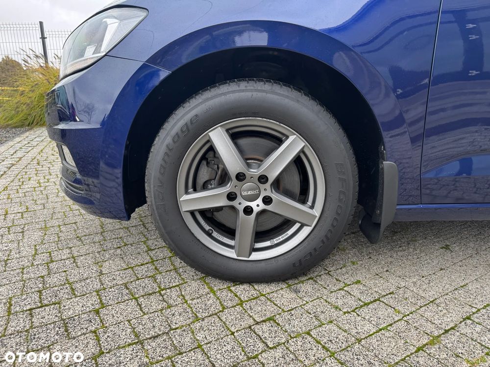 Volkswagen Touran 2.0 TDI SCR DSG IQ.DRIVE - 11