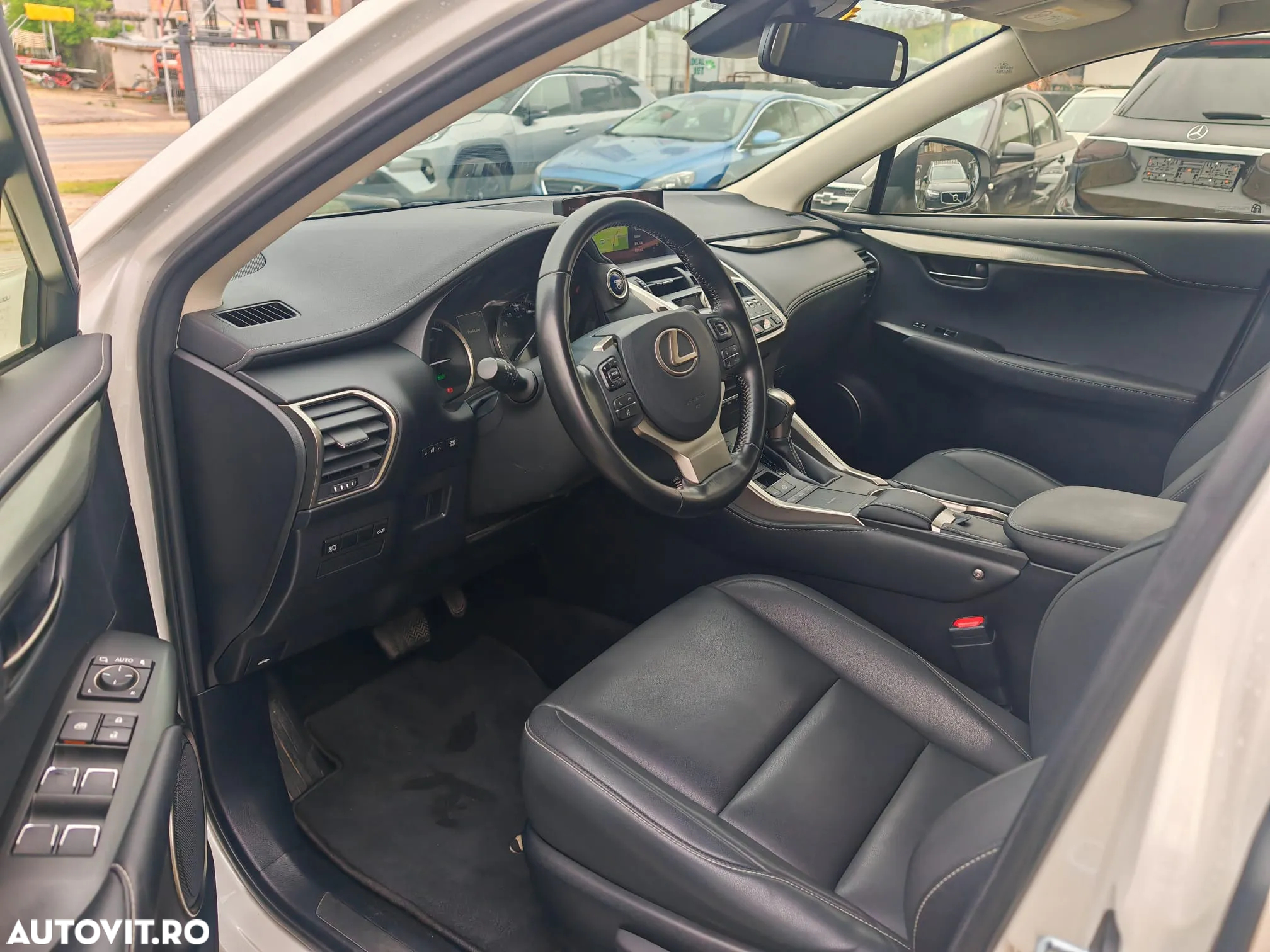 Lexus Seria NX 300h AWD Luxury - 7