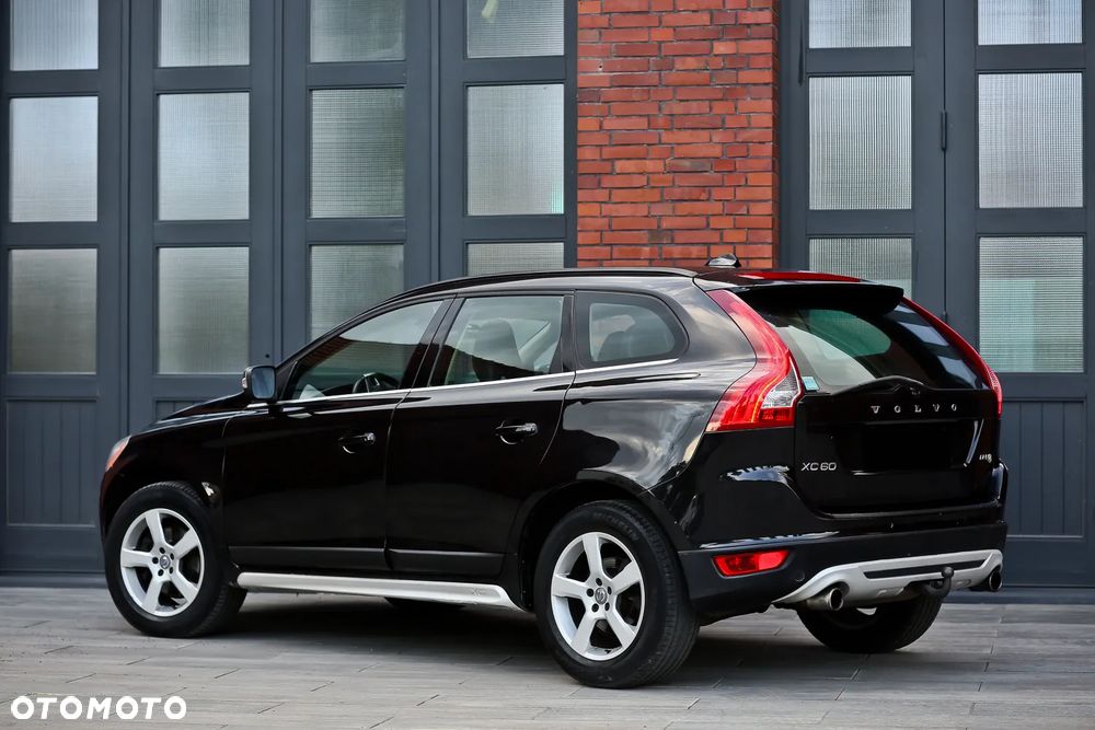 Volvo XC 60 DRIVe R Design - 12