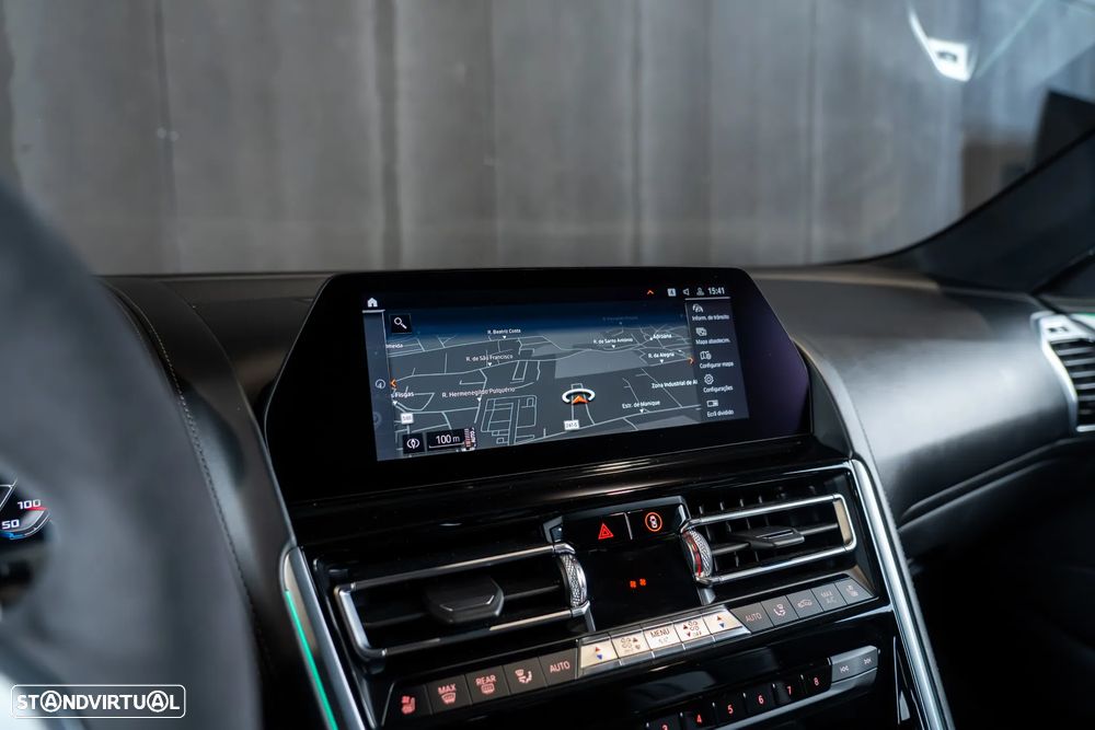 BMW M850i - 16