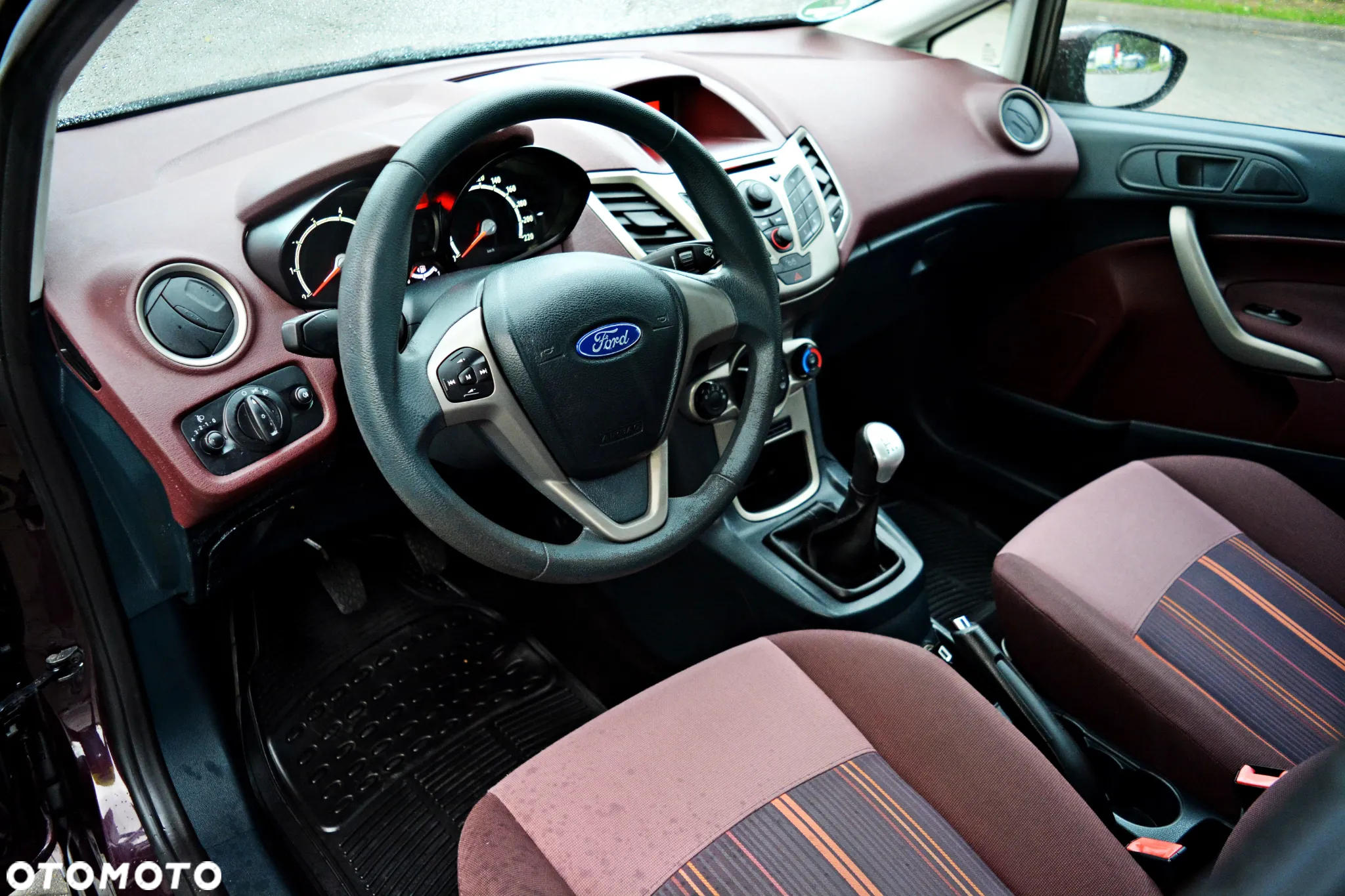 Ford Fiesta 1.25 Ambiente - 6