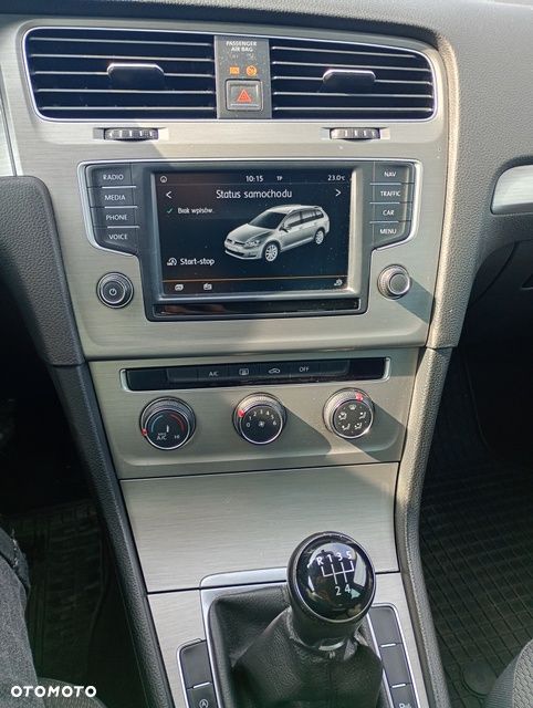 Volkswagen Golf 1.6 TDI BlueMotion Trendline - 21