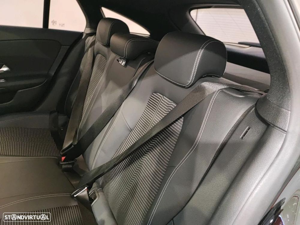 Mercedes-Benz CLA 250 e Shooting Brake Style Plus - 9