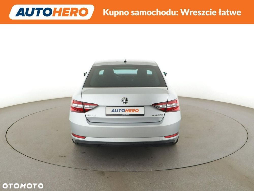Skoda Superb 1.8 TSI DSG Style - 7