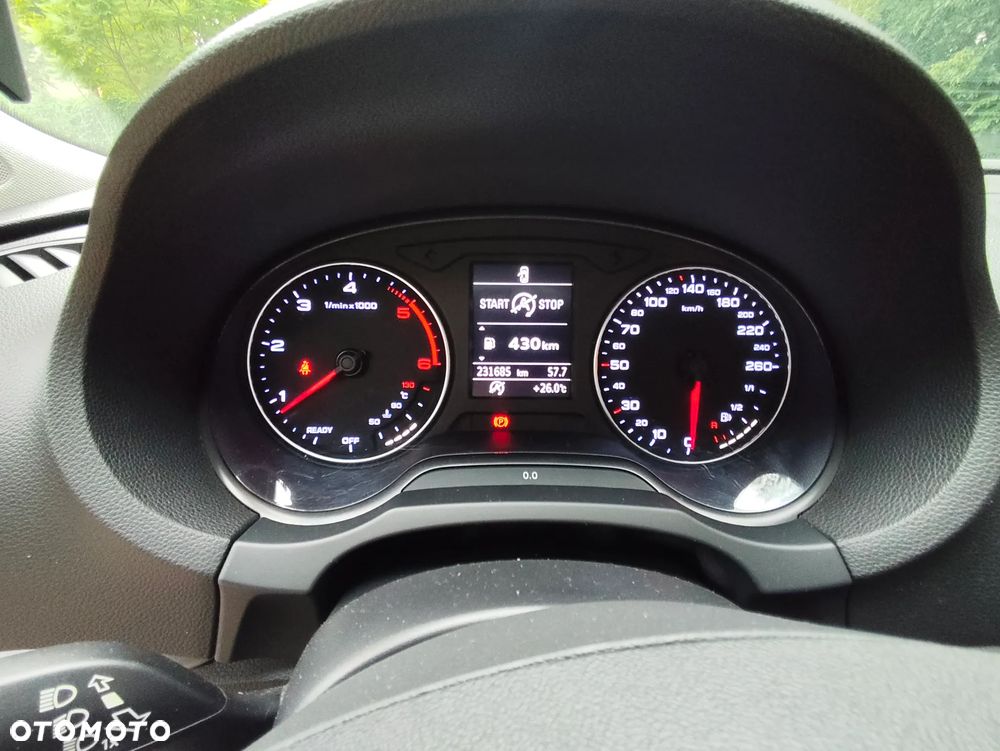 Audi A3 Sportback 1.6 TDI (clean diesel) S line Sportpaket - 12