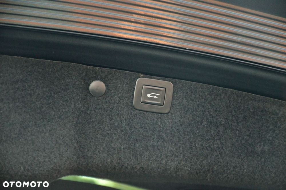 Opel Insignia - 25