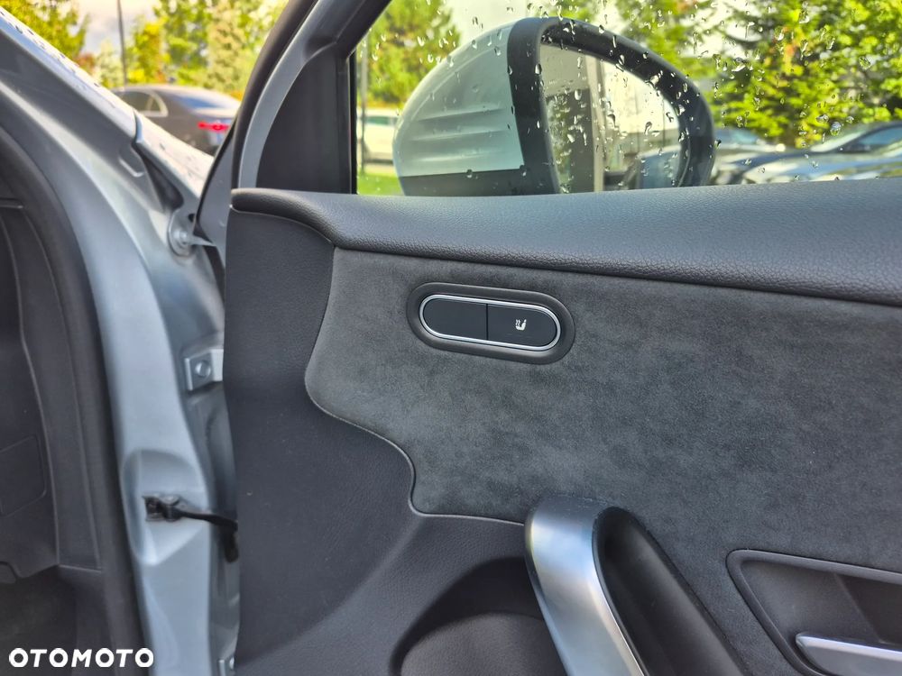 Mercedes-Benz Klasa A 200 AMG Line 7G-DCT - 30