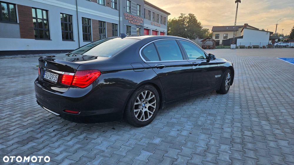 BMW Seria 7 - 4
