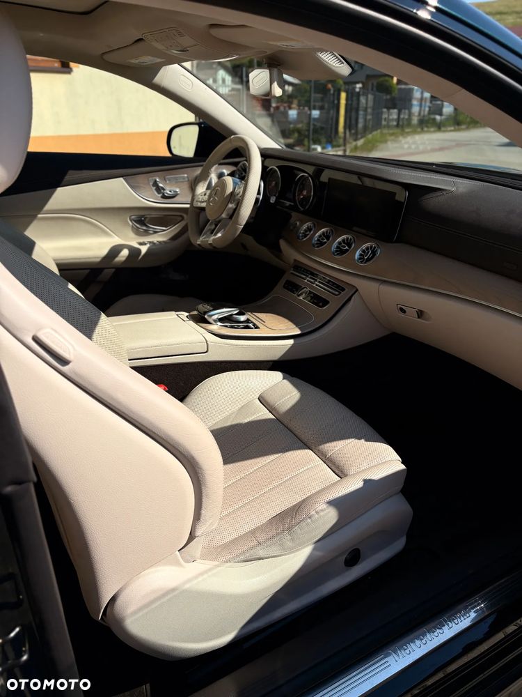 Mercedes-Benz Klasa E - 12