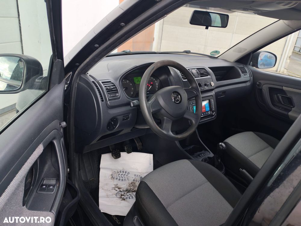 Skoda Fabia 1.2 HTP Active Green tec - 6