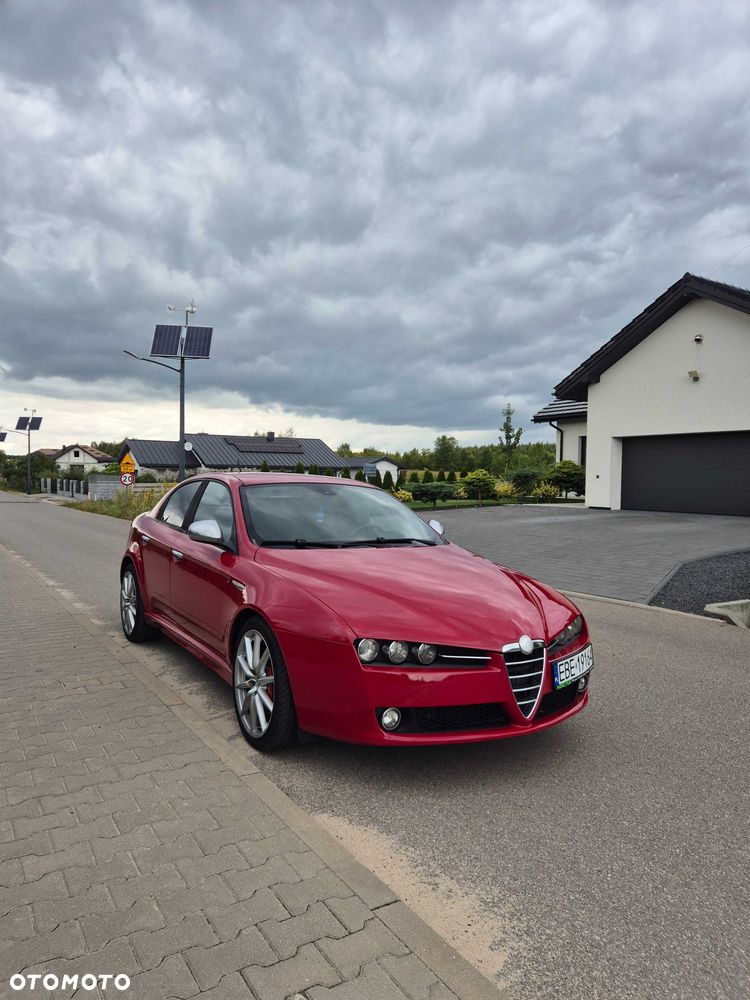 Alfa Romeo 159 - 2