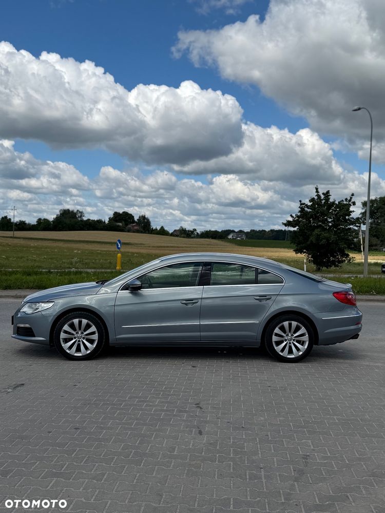 Volkswagen Passat 1.8 TSI Individual - 10