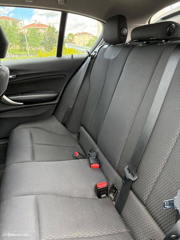 BMW 118 d - 11