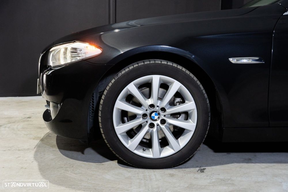BMW 520 d Line Luxury Auto - 41