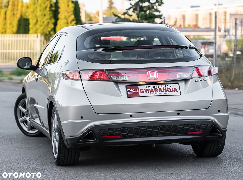 Honda Civic 1.8 Executive NAVI - 8