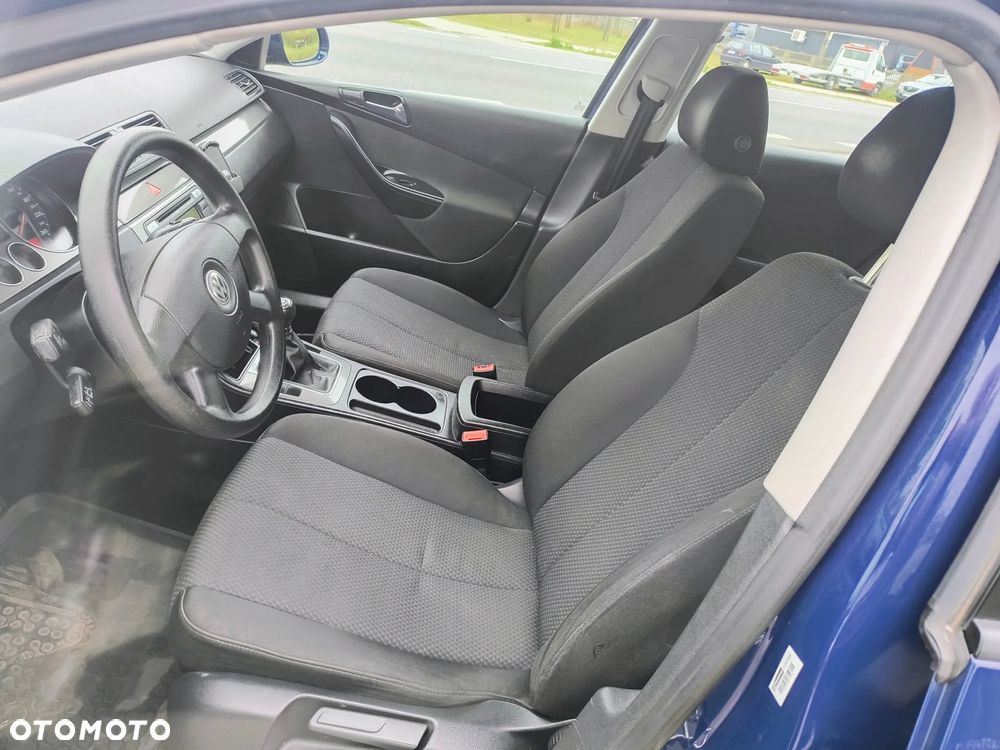 Volkswagen Passat Variant 2.0 FSI Individual - 4