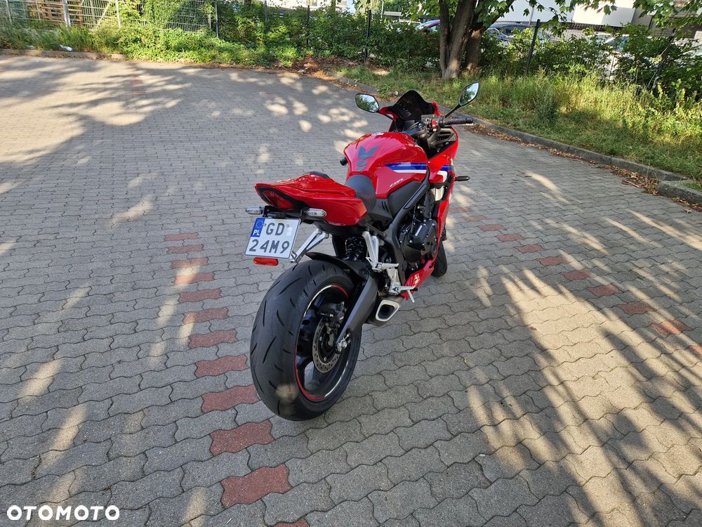 Honda CBR - 3