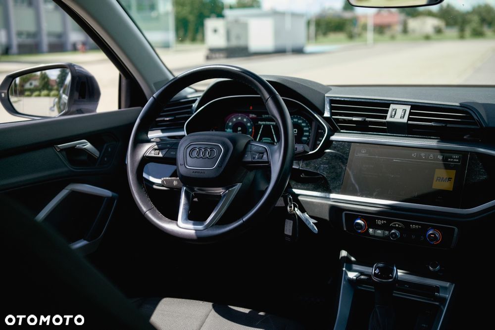 Audi Q3 35 TFSI mHEV S tronic - 28