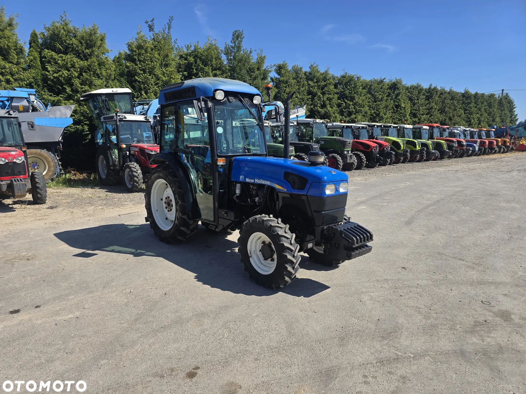 New Holland TN 95VA - 1
