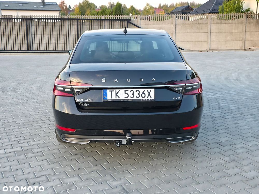 Skoda Superb 2.0 TDI SCR 4x4 L&K DSG - 17
