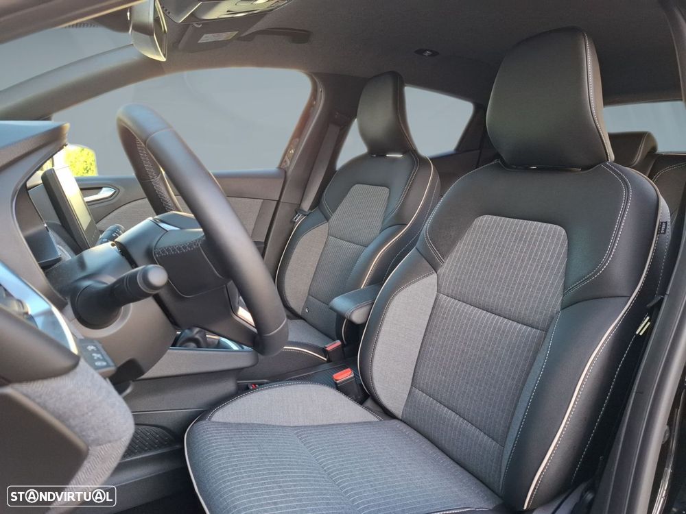 Renault Clio 1.0 TCe Techno - 11