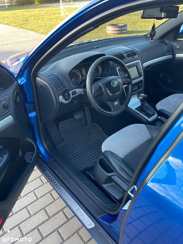 Skoda Octavia 2.0 TDI RS DSG - 14