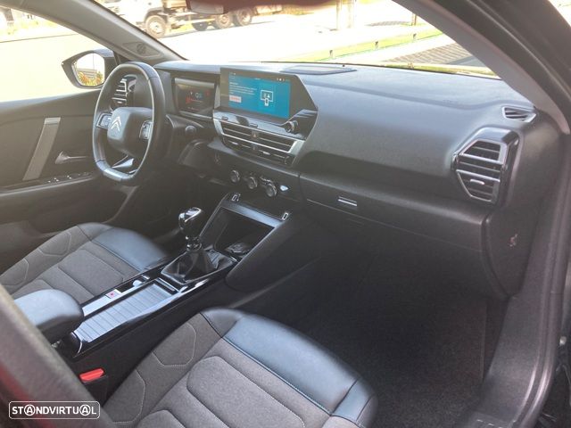 Citroën C4 1.2 PureTech Shine - 34
