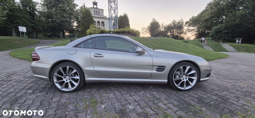 Mercedes-Benz SL - 10