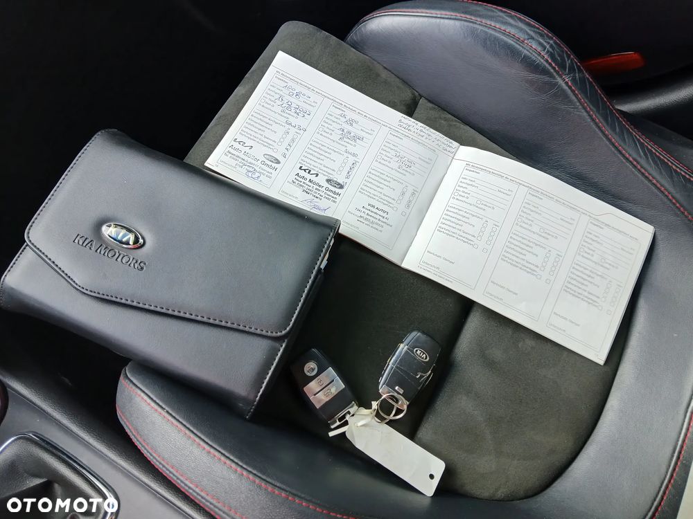 Kia Ceed 1.6 T-GDI GT - 19