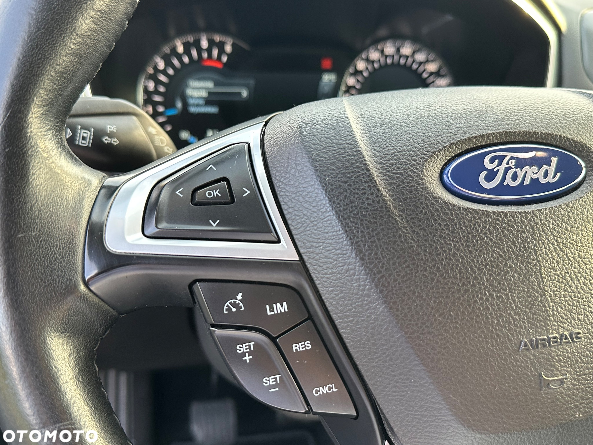 Ford Mondeo 2.0 TDCi Titanium - 22