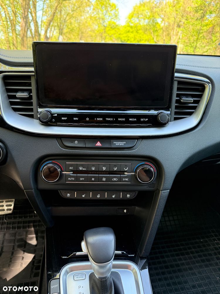 Kia XCeed 1.6 T-GDI L Business Line DCT - 9