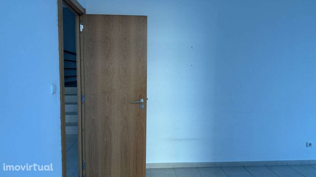 Loja com 130 m2 em Odivelas - Grande imagem: 5/6