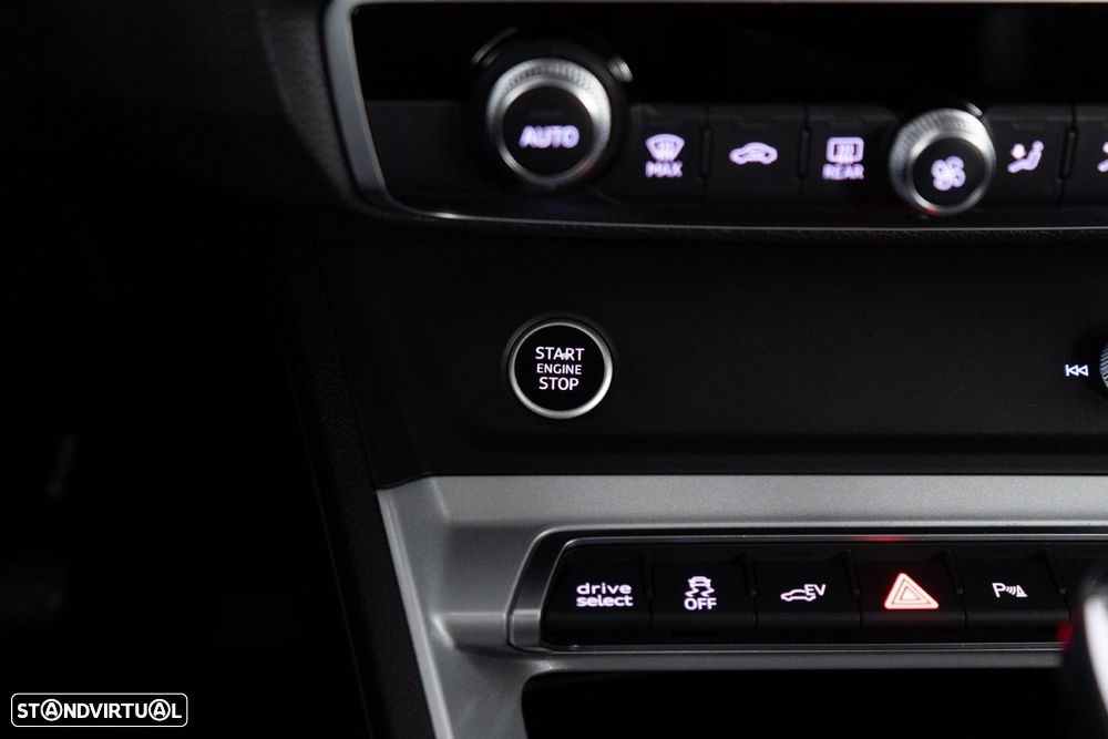 Audi Q3 45 TFSIe S tronic - 28