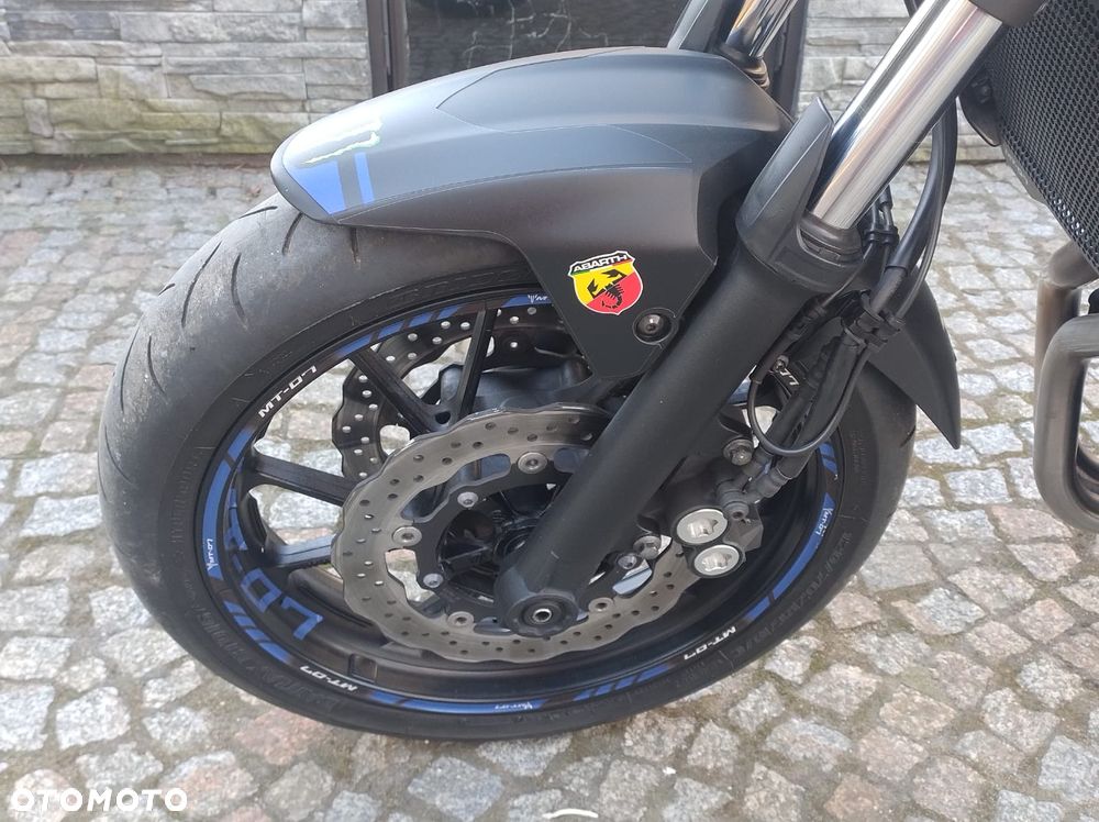 Yamaha MT - 5