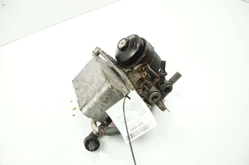 3D0409061G Volkswagen Phaeton 6.0 W12 2003 sedan Chłodnica oleju - 1