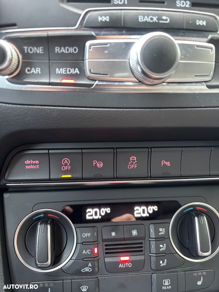 Audi Q3 - 18