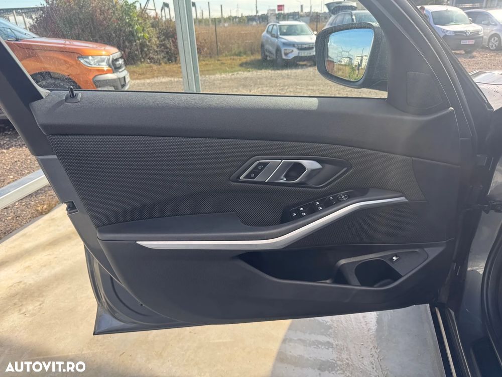 BMW Seria 3 330e AT PHEV - 13