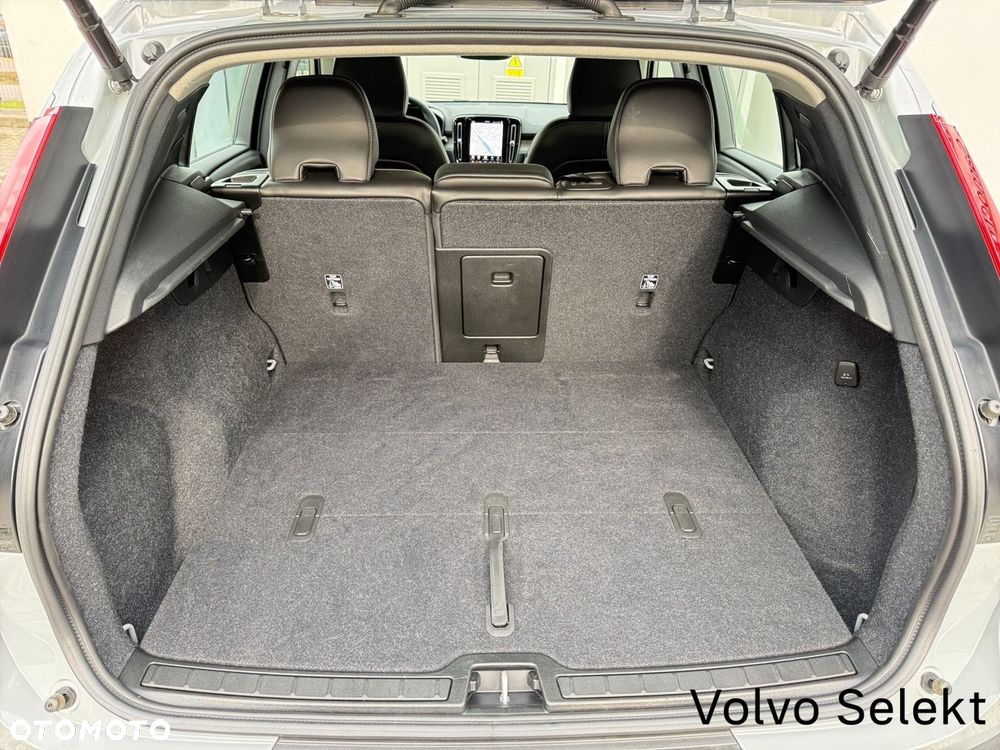 Volvo XC 40 - 31