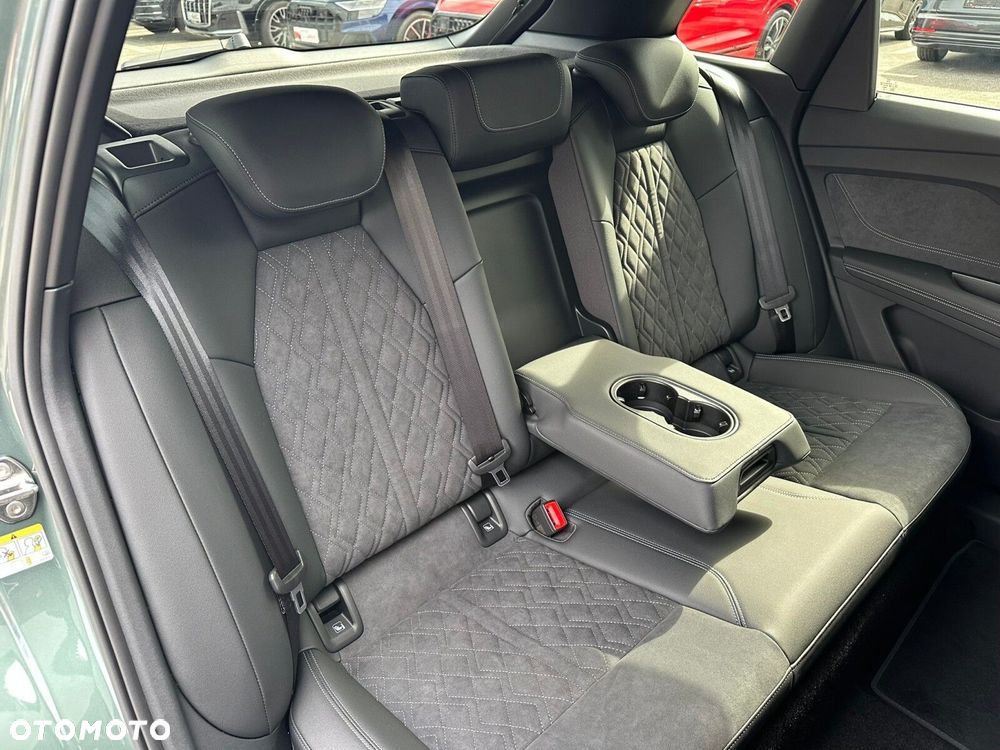 Audi Q4 e-tron - 25