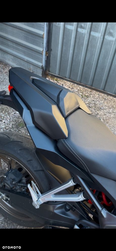 Honda CB - 3