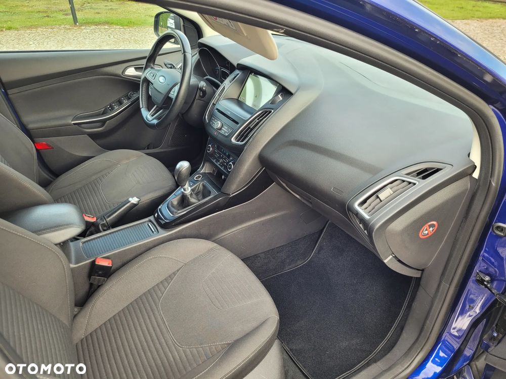 Ford Focus 1.5 EcoBoost STart-Stopp-System ST-LINE - 16