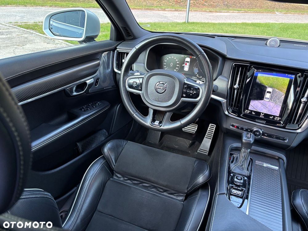 Volvo S90 D5 AWD R-Design - 28