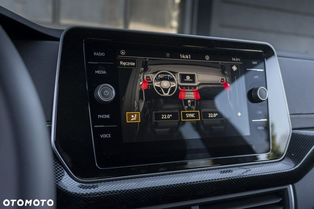 Volkswagen T-Cross - 25