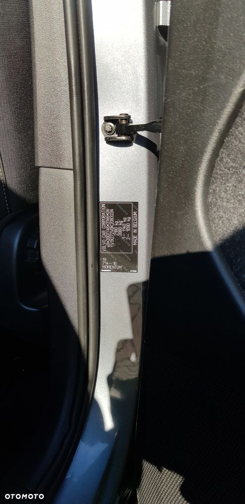 Volvo XC 40 - 28