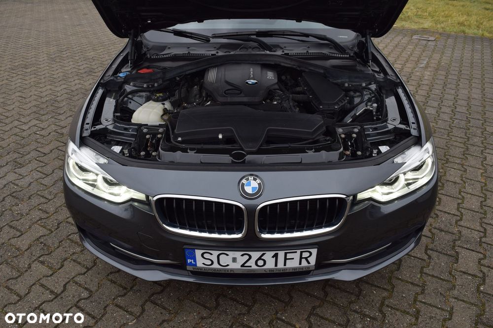 BMW Seria 3 320d xDrive Sport Line - 37