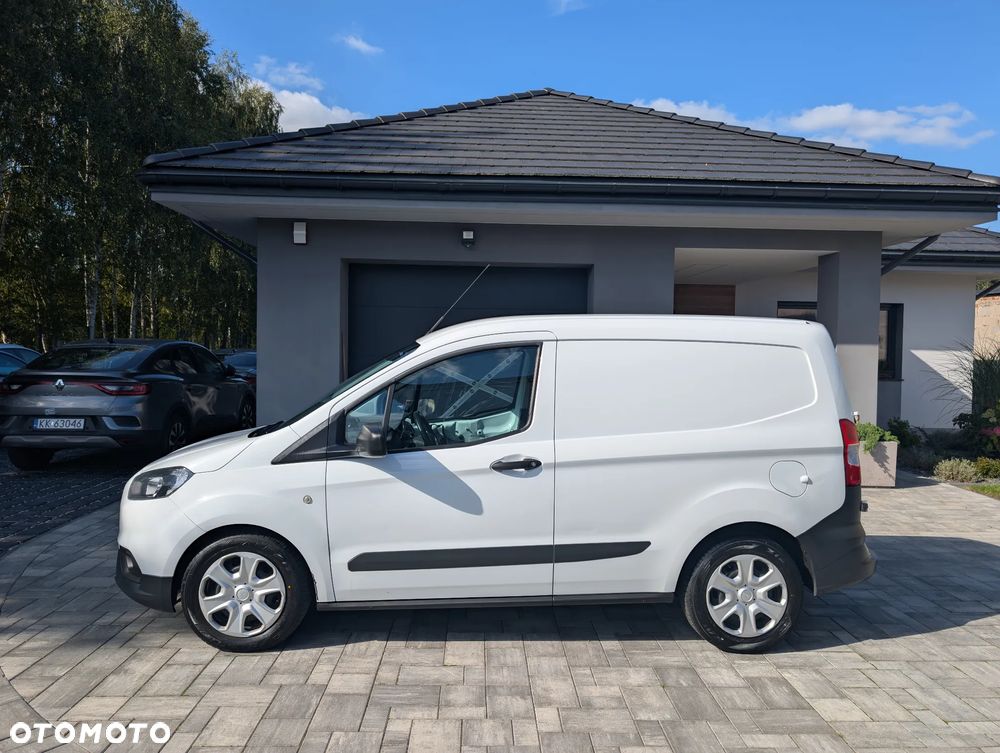 Ford Transit Courier - 1