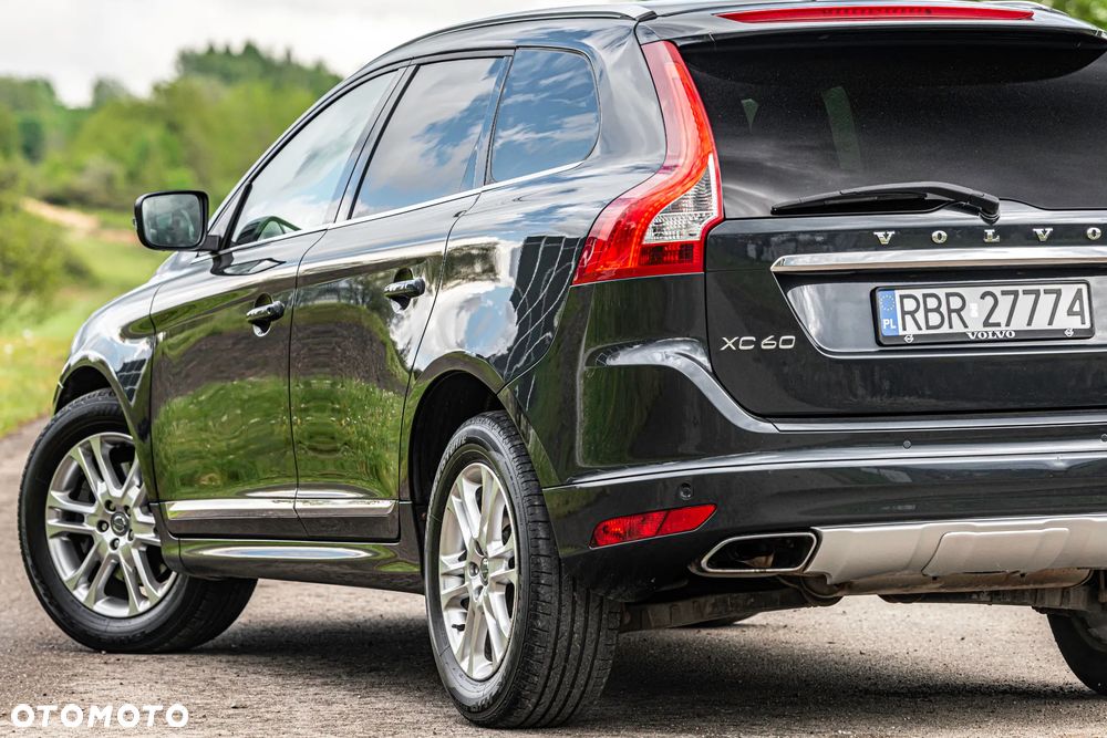 Volvo XC 60 D4 AWD Geartronic Summum - 16