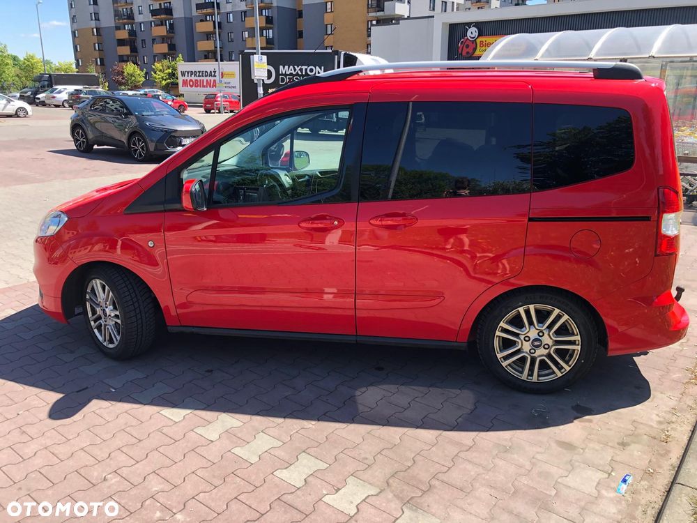 Ford Tourneo Courier 1.0 EcoBoost S&S Titanium - 8