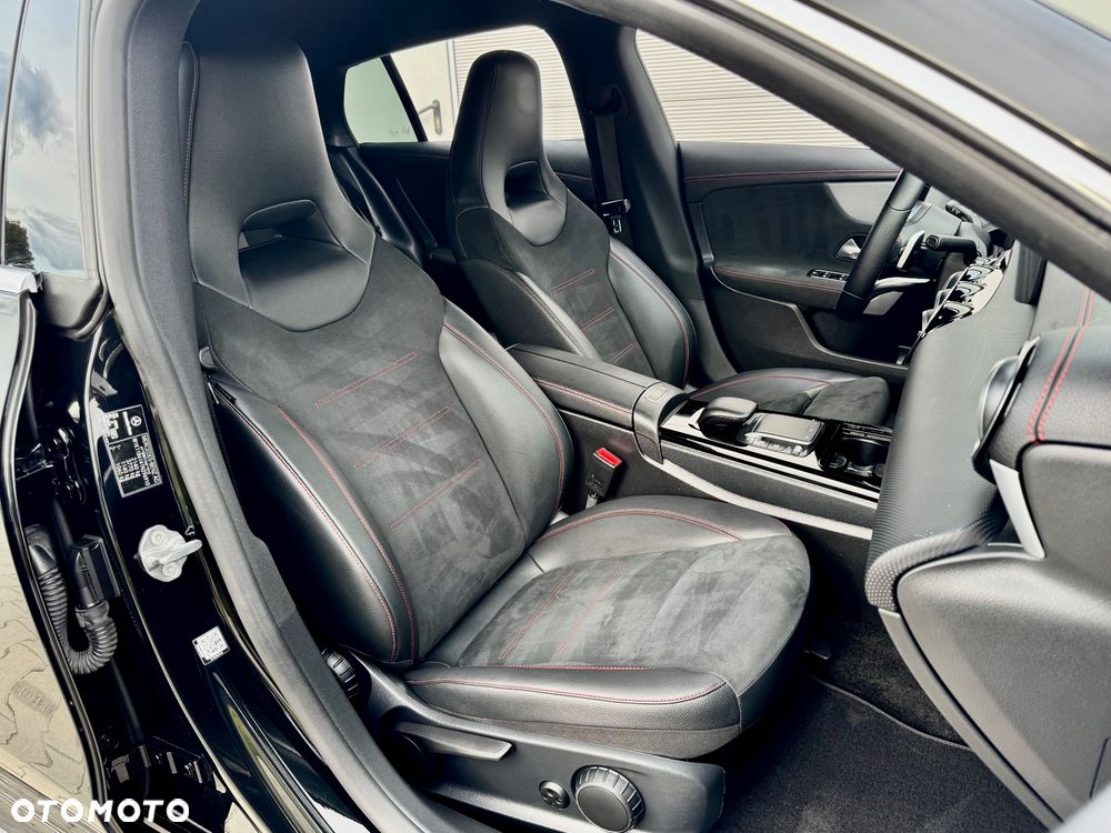 Mercedes-Benz CLA 220 d AMG Line 8G-DCT - 6