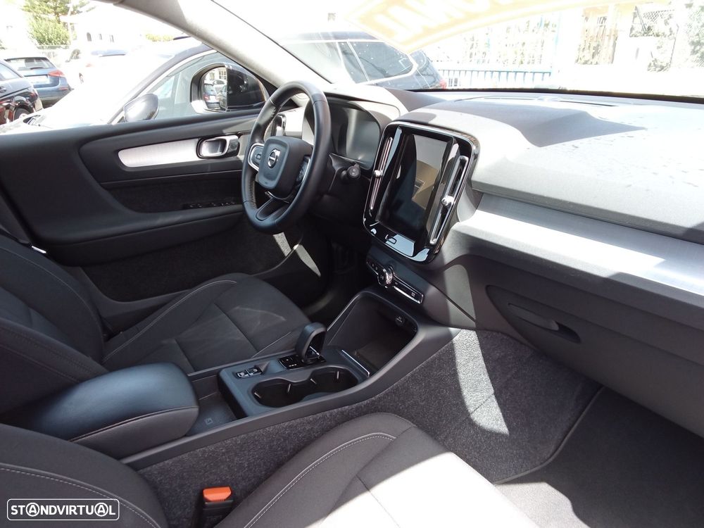 Volvo XC 40 1.5 T4 PHEV Plus Dark - 31